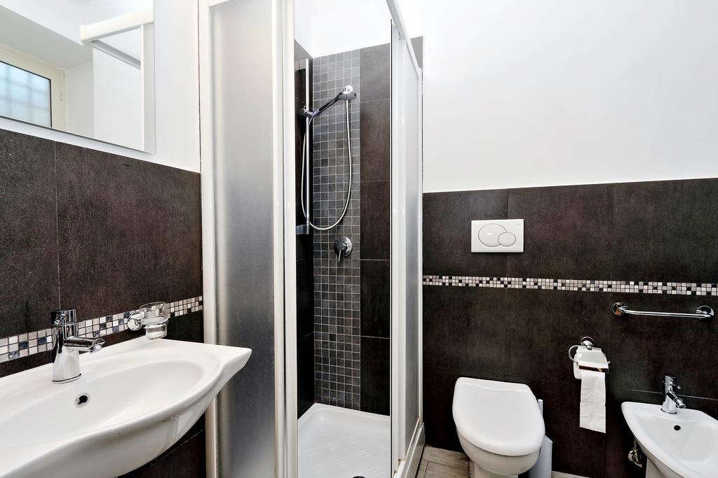 Cozy Apartment Fabia 300 Mt From Colosseum Exterior foto