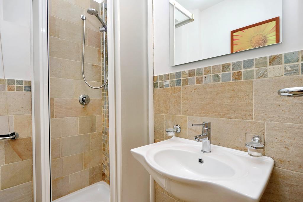 Cozy Apartment Fabia 300 Mt From Colosseum Exterior foto